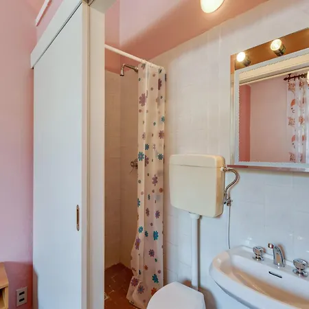 Cozy With Swimming Pool And Gym On Lake Trasimeno Appartement Tuoro sul Trasimeno
