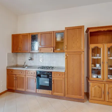 Cozy With Swimming Pool And Gym On Lake Trasimeno Appartement *