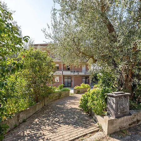 Cozy With Swimming Pool And Gym On Lake Trasimeno