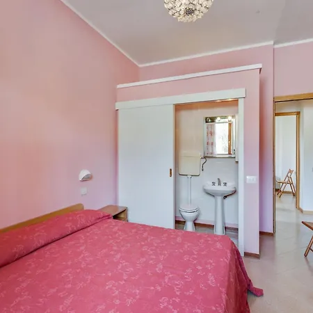 Cozy With Swimming Pool And Gym On Lake Trasimeno Appartement