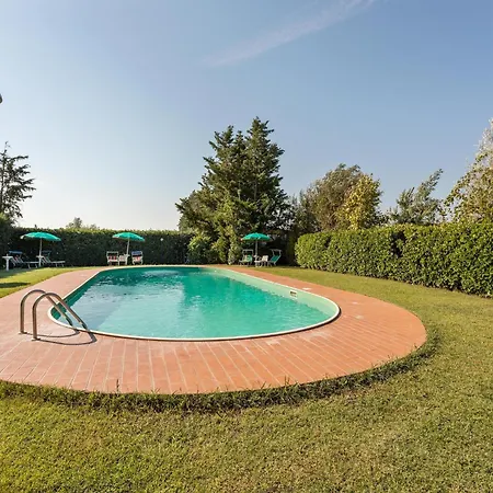 Cozy With Swimming Pool And Gym On Lake Trasimeno