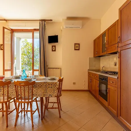 Cozy With Swimming Pool And Gym On Trasimeno Apartmán *