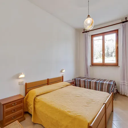 Apartmán Cozy With Swimming Pool And Gym On Trasimeno Tuoro sul Trasimeno