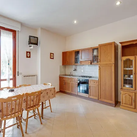 Apartmán Cozy With Swimming Pool And Gym On Trasimeno *