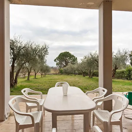 Apartmán Cozy With Swimming Pool And Gym On Trasimeno *
