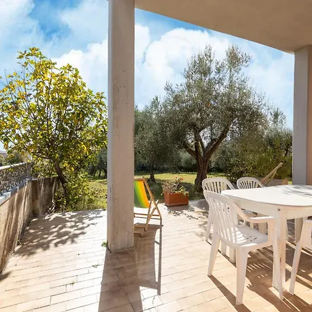 Apartmán Cozy With Swimming Pool And Gym On Trasimeno Tuoro sul Trasimeno